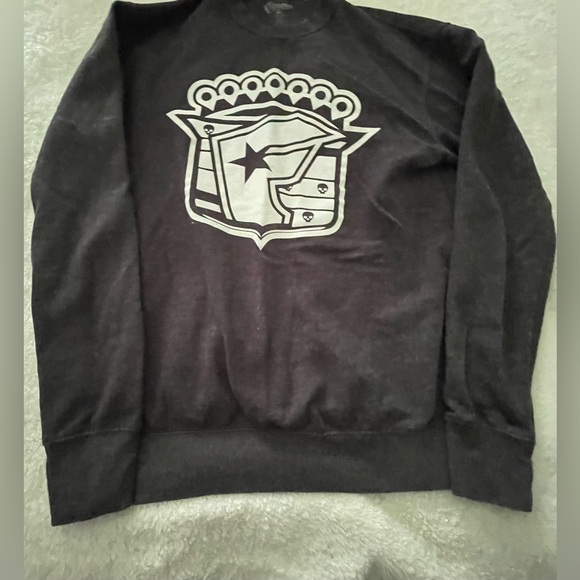 Men’s Famous sweater size XL - Picture 4 of 4